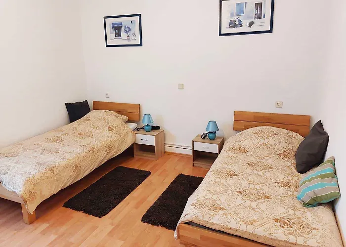 Cozy Apartments In Buedingen