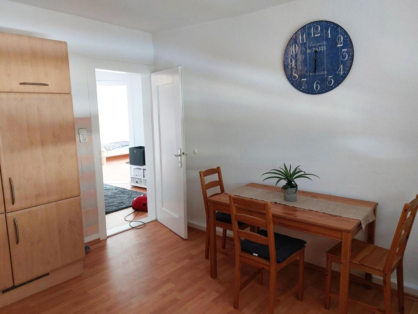 Cozy In Apartment Budingen