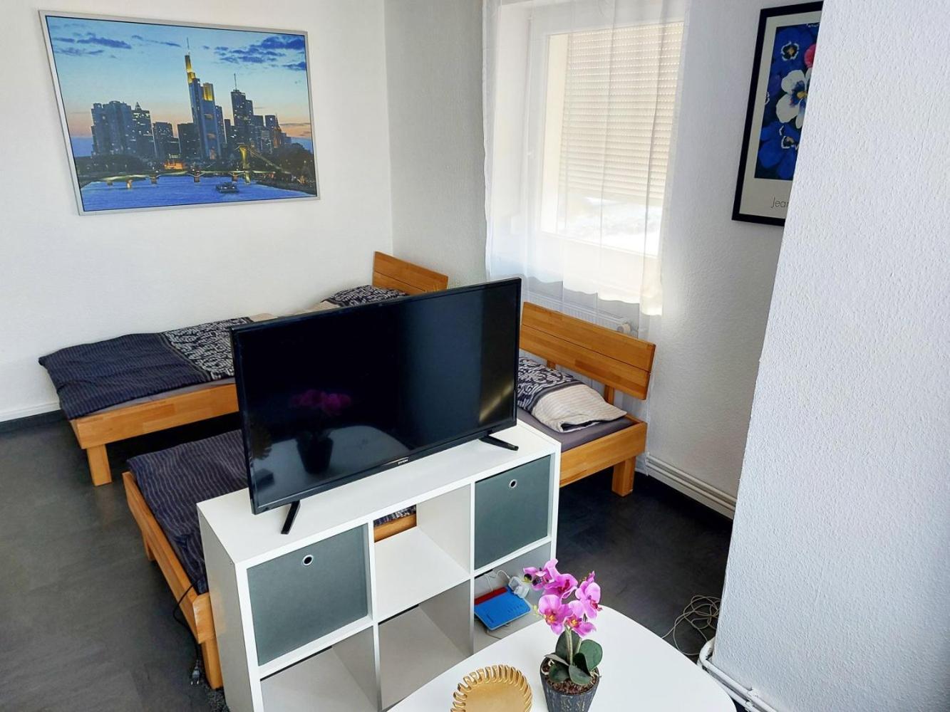 Cozy In Apartment Budingen